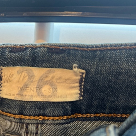 We The Free Jeans Women's 26 Slim Fit Bootcut MediumWash Blue Stretch Denim Pant - Picture 5 of 8